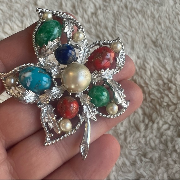 Sarah Coventry Vintage Silver Toned Leaf Brooch - Picture 6 of 13